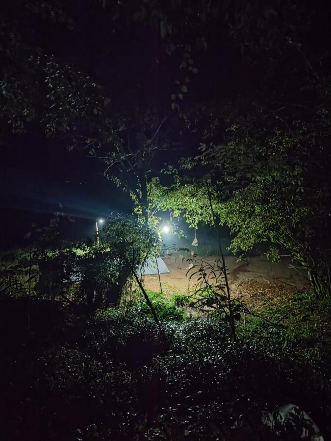 Coorg River Rock Camping Madikeri Ngoại thất bức ảnh
